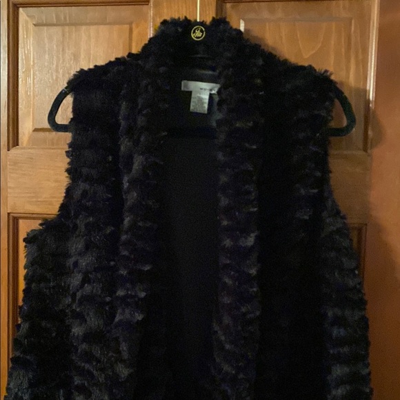 WD.NY Black Faux Fur Open Front Vest Size Large - Picture 4 of 8